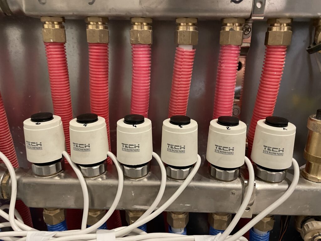 Termosiłowniki do sterowania strefowego - Elektryk